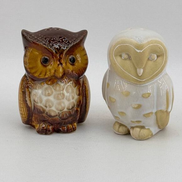 Set of 2 Mismatch Ceramic Owl Salt And Pepper Shakers With Stoppers 3" - Picture 1 of 7